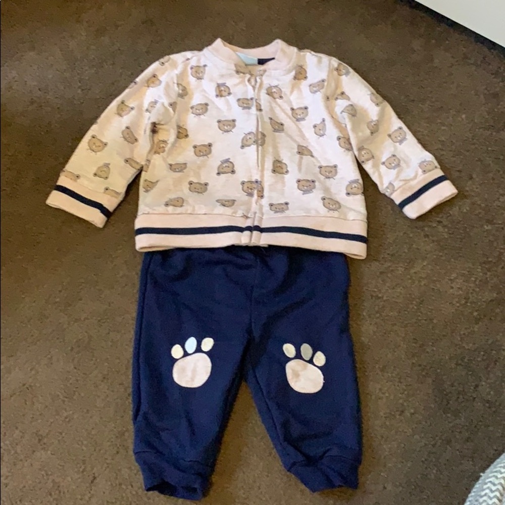 Baby bear outfit. Shirt and pants.